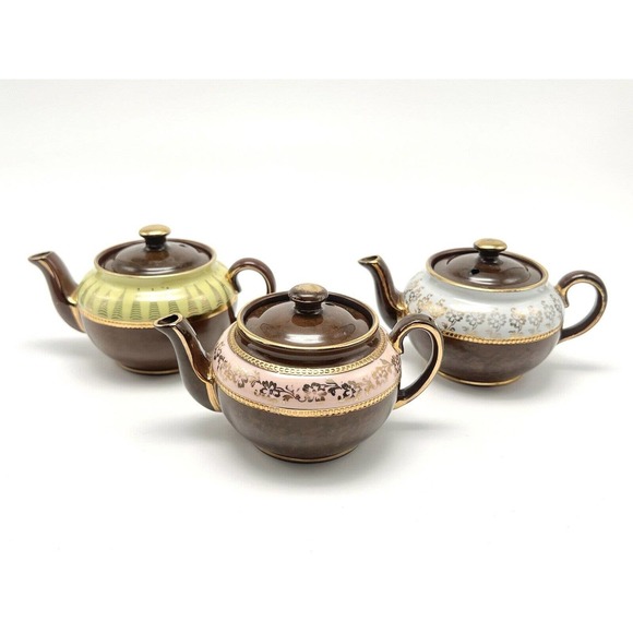 Sadler Tea Pot Set Of 3 Vintage English Pot With Floral Motif Pink Green Blue - Picture 1 of 11